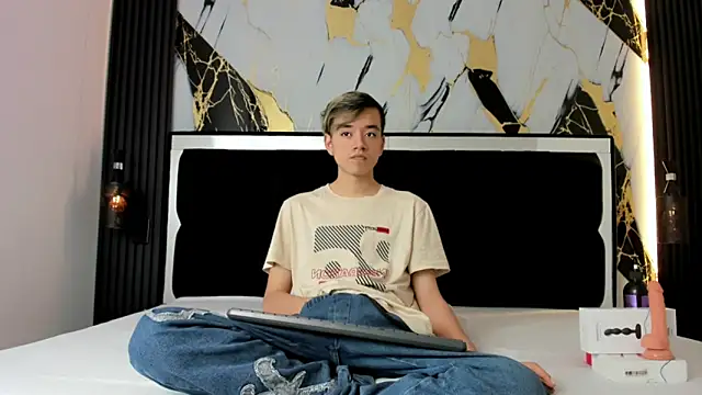 bunny maxi online show from 03-08-25, 12:41