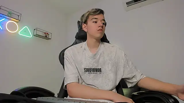 bunny maxi online show from 03-09-25, 12:31