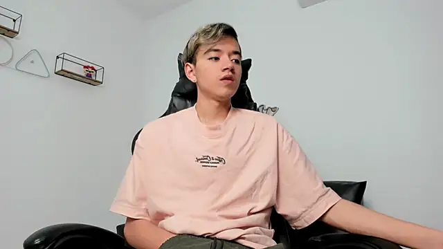 bunny maxi online show from 03-10-25, 12:37