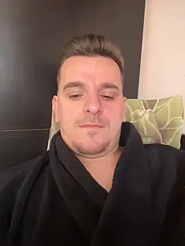 Huge cock22cm online show from 03-07-26, 05:48