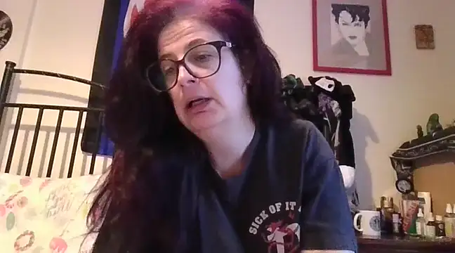 MissKisu online show from 12-19-24, 10:56