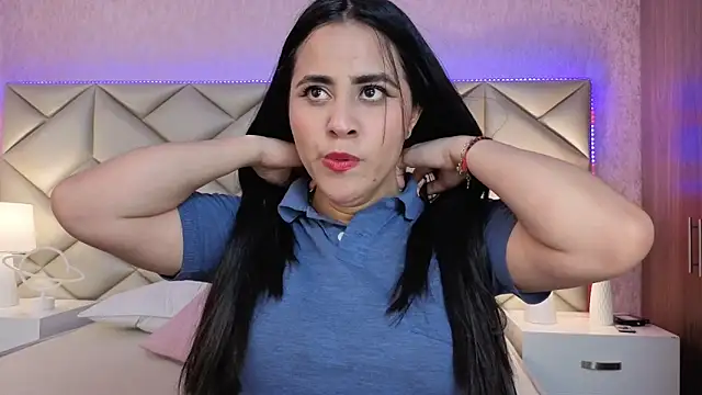 Brenda Garcia online show from 09-15-25, 07:47