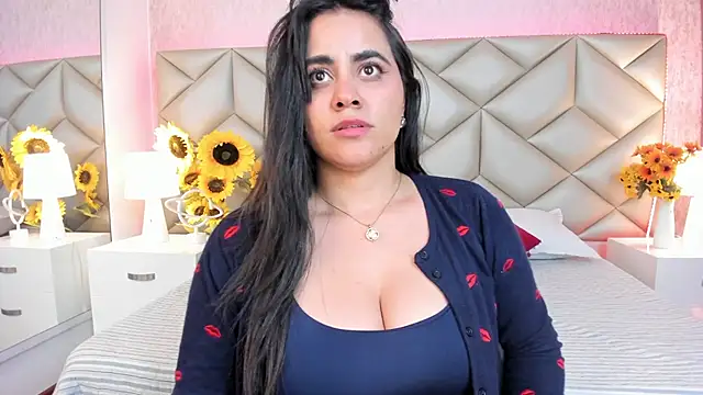 Brenda Garcia online show from 11-13-25, 10:30