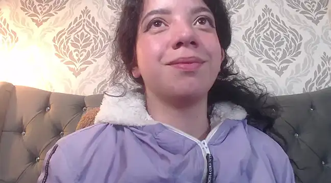 EmmaCowperr online show from 02-26-25, 07:49