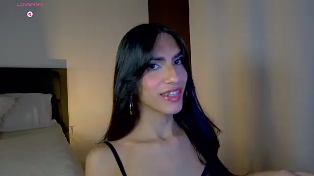 AlanaSofiia online show from 04-29-26, 04:00