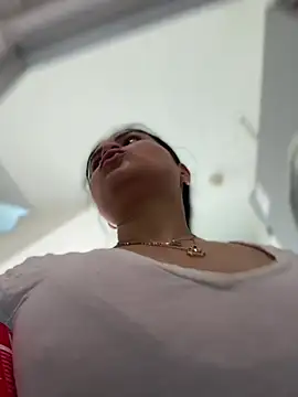 melanny10 online show from 02-01-25, 12:37