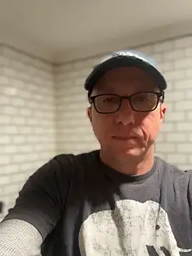 mouser21212 online show from 02-21-25, 02:38