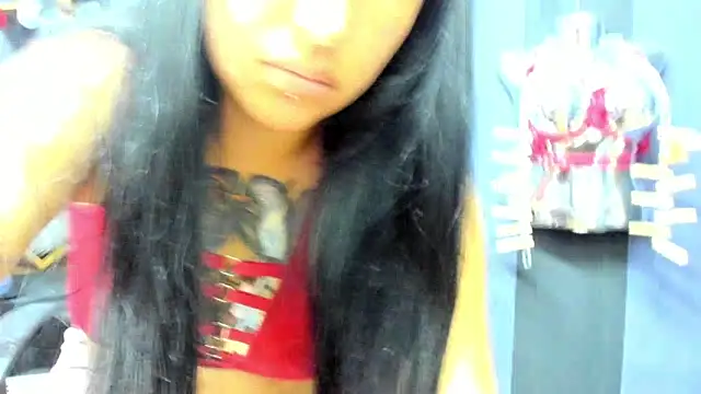 LucyStrike  online show from 02-11-25, 09:03