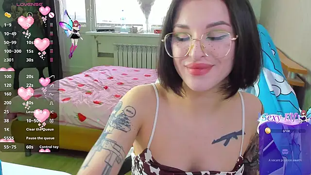 folinskayyya online show from 04-18-26, 06:17