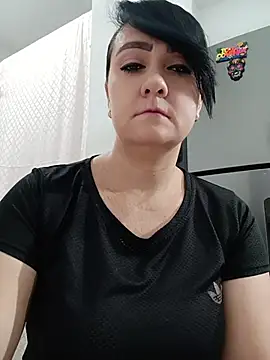 Snapshot of taalia chatting on 05-17-26, 12:52 taalia online show from 05-17-26, 12:52