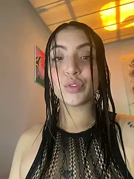 Snapshot of KetziaDoll chatting on 12-05-24, 06:22 KetziaDoll online show from 12-05-24, 06:22