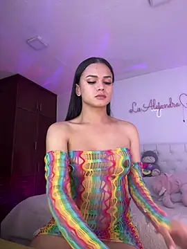 Snapshot of alee_lenoxx chatting on 05-11-26, 05:24 alee lenoxx online show from 05-11-26, 05:24