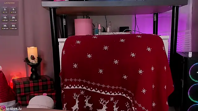 Snapshot of alicelu_ chatting on 12-07-24, 06:10 alicelu online show from 12-07-24, 06:10