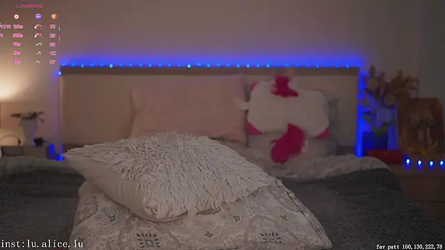alicelu  online show from 05-22-26, 06:42