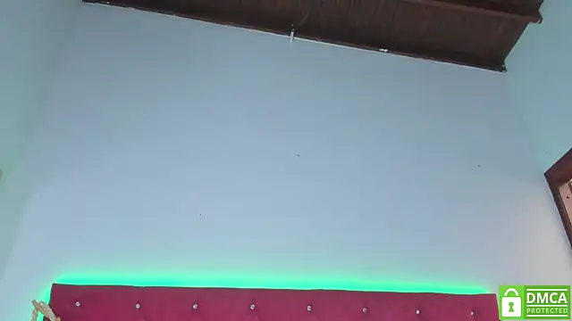 Snapshot of Ruth_harvey_ chatting on 02-12-25, 02:43 Ruth harvey online show from 02-12-25, 02:43
