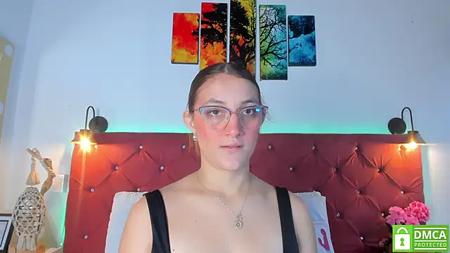 Snapshot of Ruth_harvey_ chatting on 10-01-25, 01:17 Ruth harvey online show from 10-01-25, 01:17
