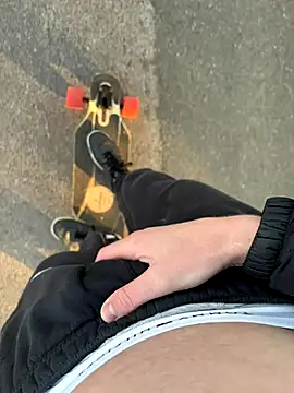 Snapshot of jerk_it_out69 chatting on 09-12-25, 05:40 jerk it out69 online show from 09-12-25, 05:40