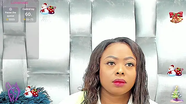 Snapshot of CamilaBenitez chatting on 01-07-25, 10:41 CamilaBenitez online show from 01-07-25, 10:41