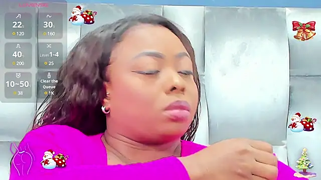 Snapshot of CamilaBenitez chatting on 01-14-25, 02:29 CamilaBenitez online show from 01-14-25, 02:29