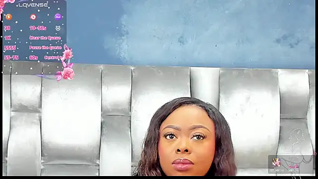 Snapshot of CamilaBenitez chatting on 10-20-25, 01:11 CamilaBenitez online show from 10-20-25, 01:11