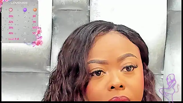 Snapshot of CamilaBenitez chatting on 10-23-25, 02:00 CamilaBenitez online show from 10-23-25, 02:00