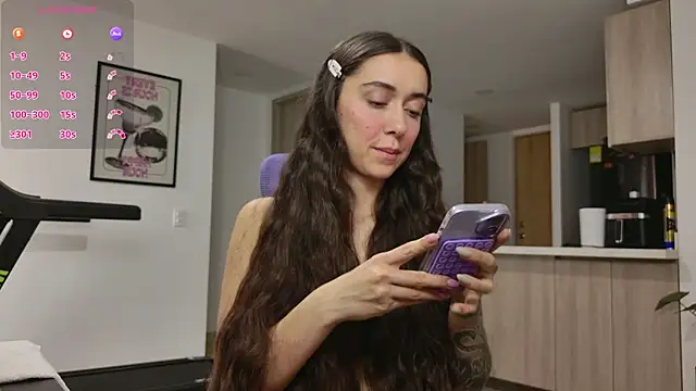 emiliasommer online show from 04-07-26, 12:16