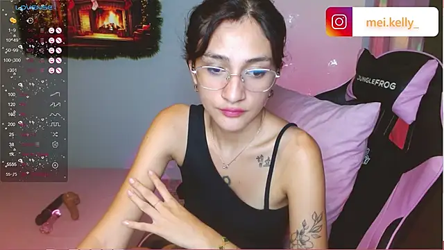 Mei Kelly online show from 12-11-24, 02:30