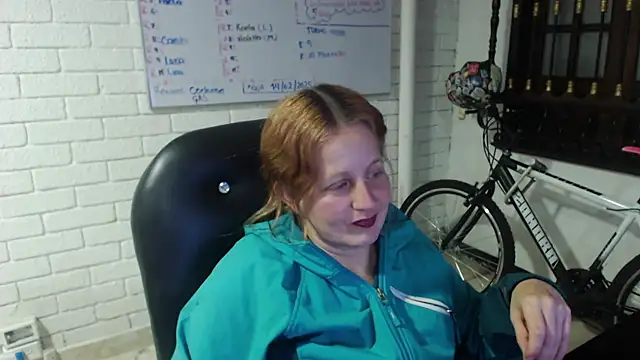 ViioletaMora online show from 02-17-25, 02:42