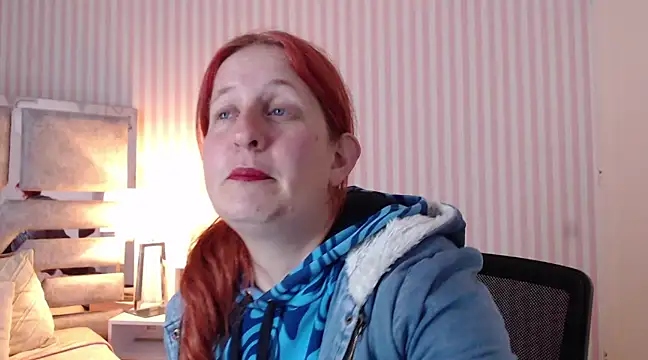 ViioletaMora online show from 03-08-25, 01:06