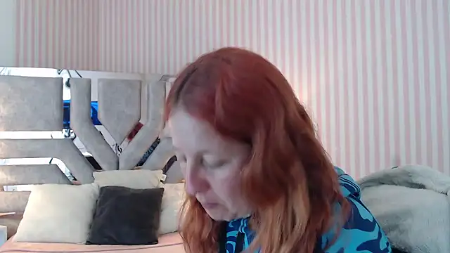 ViioletaMora online show from 03-16-25, 08:11