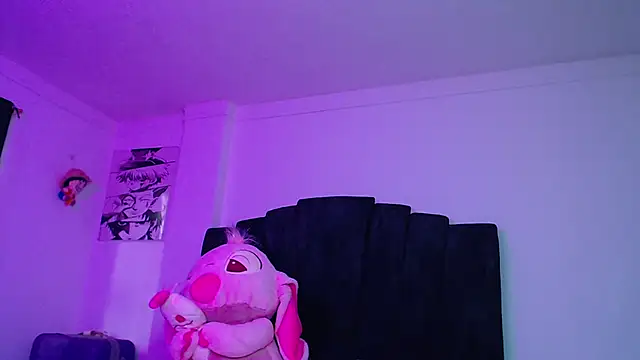 Ariel Zeo1 online show from 11-19-25, 08:09