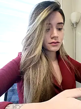 maliciaworld online show from 12-12-24, 09:37