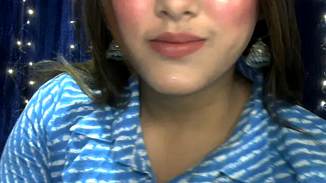 Snapshot of Princess_noorjahan chatting on 12-17-25, 02:12 Princess noorjahan online show from 12-17-25, 02:12