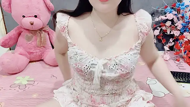 Funikio online show from 02-22-26, 01:40