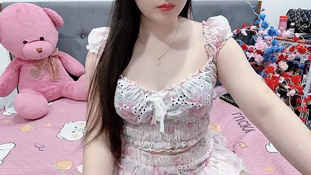 Funikio online show from 04-22-26, 01:19