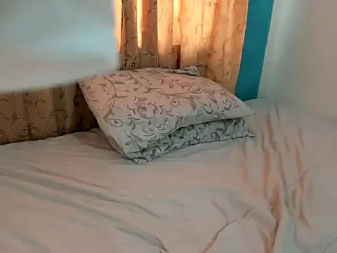 Snapshot of MonicaGarcia_ chatting on 03-07-25, 08:11 MonicaGarcia online show from 03-07-25, 08:11