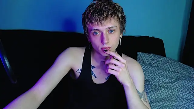 axxxturel online show from 02-14-25, 07:33