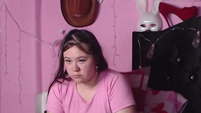 NikkiRous  online show from 01-21-25, 04:27