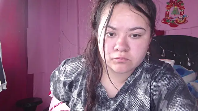 NikkiRous  online show from 02-13-25, 12:43