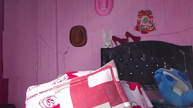 NikkiRous  online show from 03-07-25, 06:54