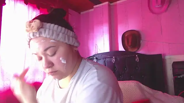 NikkiRous  online show from 05-16-26, 02:05
