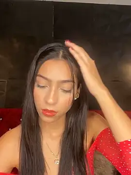 Snapshot of Ema_azel chatting on 01-09-25, 01:35 Ema azel online show from 01-09-25, 01:35