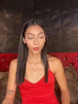 Snapshot of Ema_azel chatting on 01-10-25, 01:31 Ema azel online show from 01-10-25, 01:31