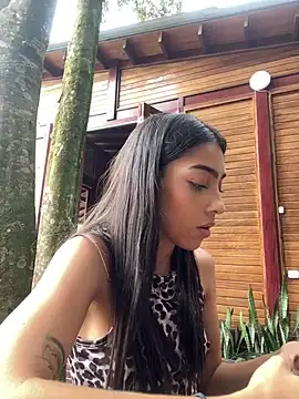 Snapshot of Ema_azel chatting on 02-17-25, 05:21 Ema azel online show from 02-17-25, 05:21