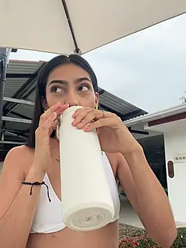 Snapshot of Ema_azel chatting on 03-22-25, 01:30 Ema azel online show from 03-22-25, 01:30