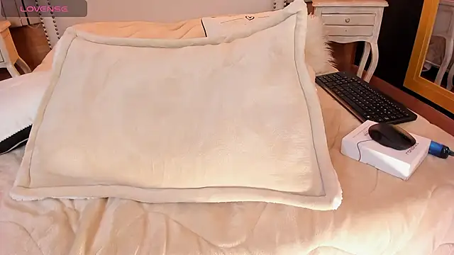 cami cruzz online show from 03-19-25, 11:03