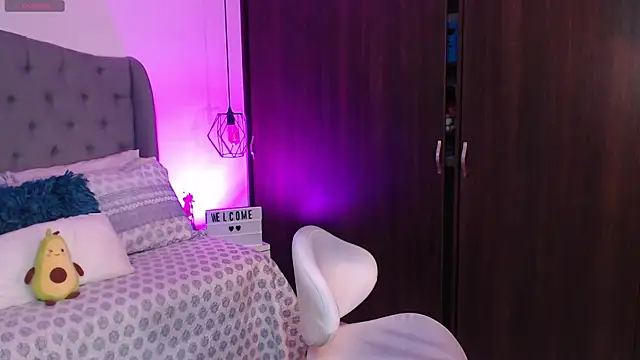 Snapshot of miaromanove_ss chatting on 01-06-25, 06:58 miaromanove ss online show from 01-06-25, 06:58