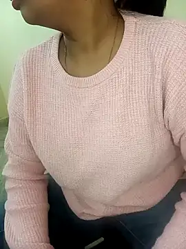 Im Cute online show from 12-15-24, 09:03