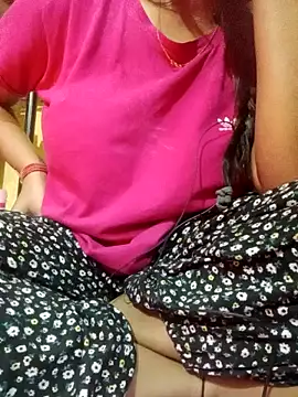 Im Cute online show from 12-25-24, 09:54