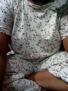 Im Cute online show from 10-08-25, 07:55